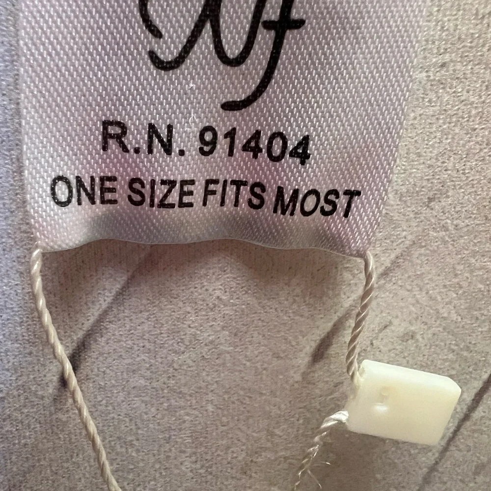Beautiful summer dress by Kara Chic NWT - Picture 9 of 13